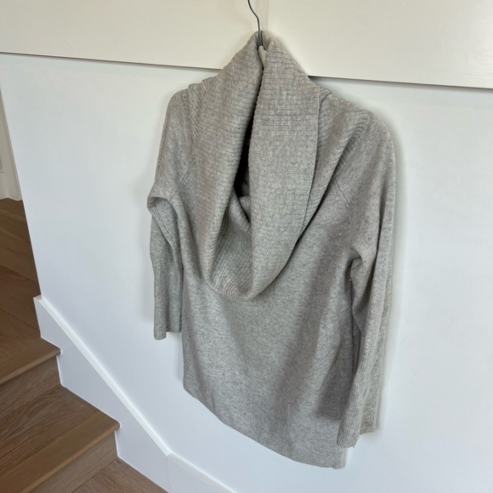 Halogen Cashmere Gray Cowl Neck Sweater Womens Size Small